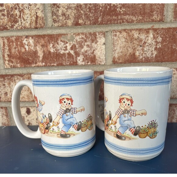 Vintage Coffee Mugs Raggedy Ann & Andy Cups Lot Of 2 - Picture 1 of 7
